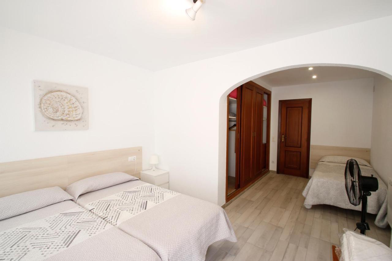 Villa Gladiols Cambrils Extérieur photo