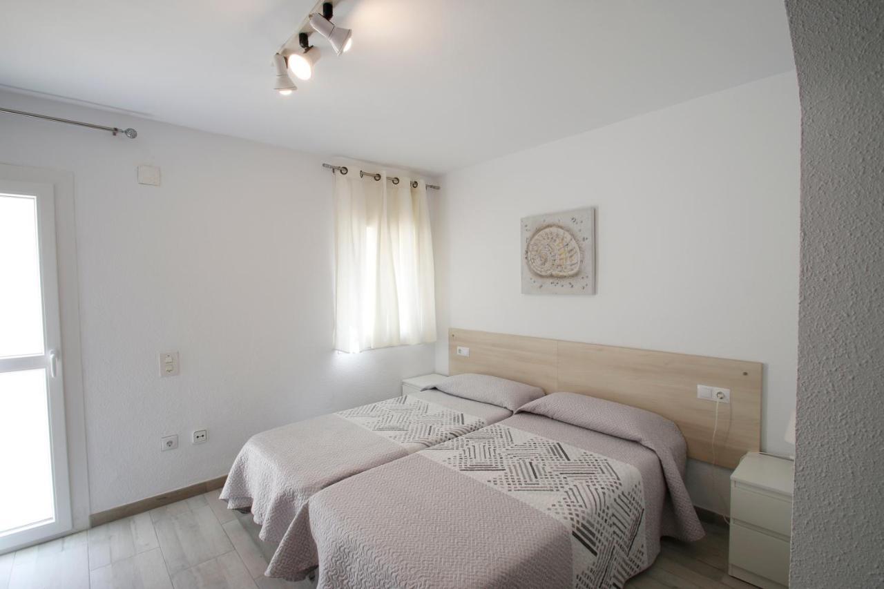 Villa Gladiols Cambrils Extérieur photo