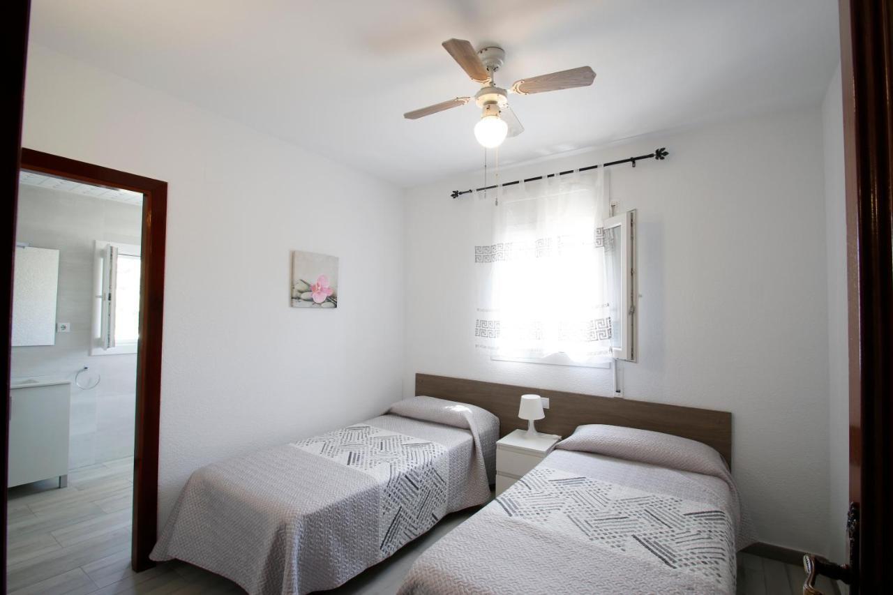 Villa Gladiols Cambrils Extérieur photo